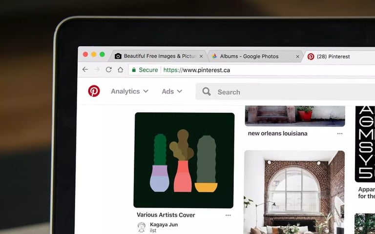 Im Browser geöffnetes Pinterest - Überblick Online Marketing